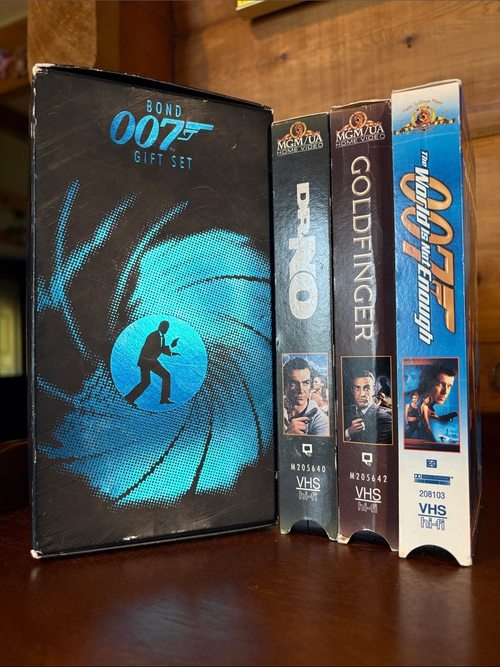 The James Bond 007 Collection Set | Dr No, Goldfinger, The Word Is Not Enough